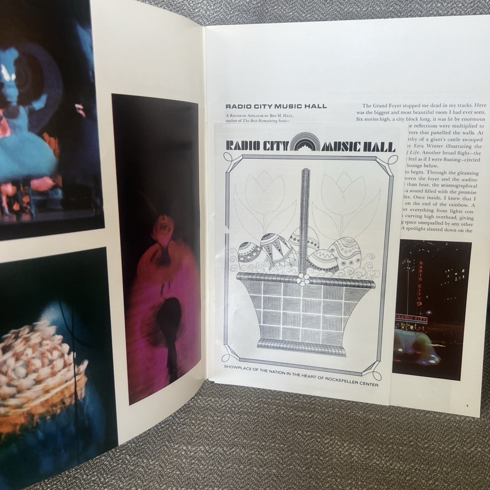 VINTAGE PROGRAM RADIO CITY MUSIC HALL ROCKAFELLER CENTER - Picture 2 of 5